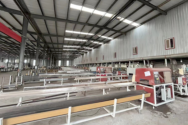 Wood-plastic profile extrusion embossing machine